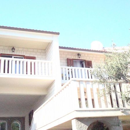 Villa Mila Bol Buitenkant foto