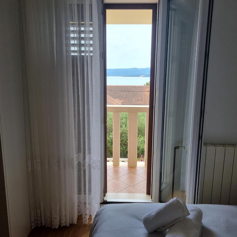 Villa Mila Bol Buitenkant foto