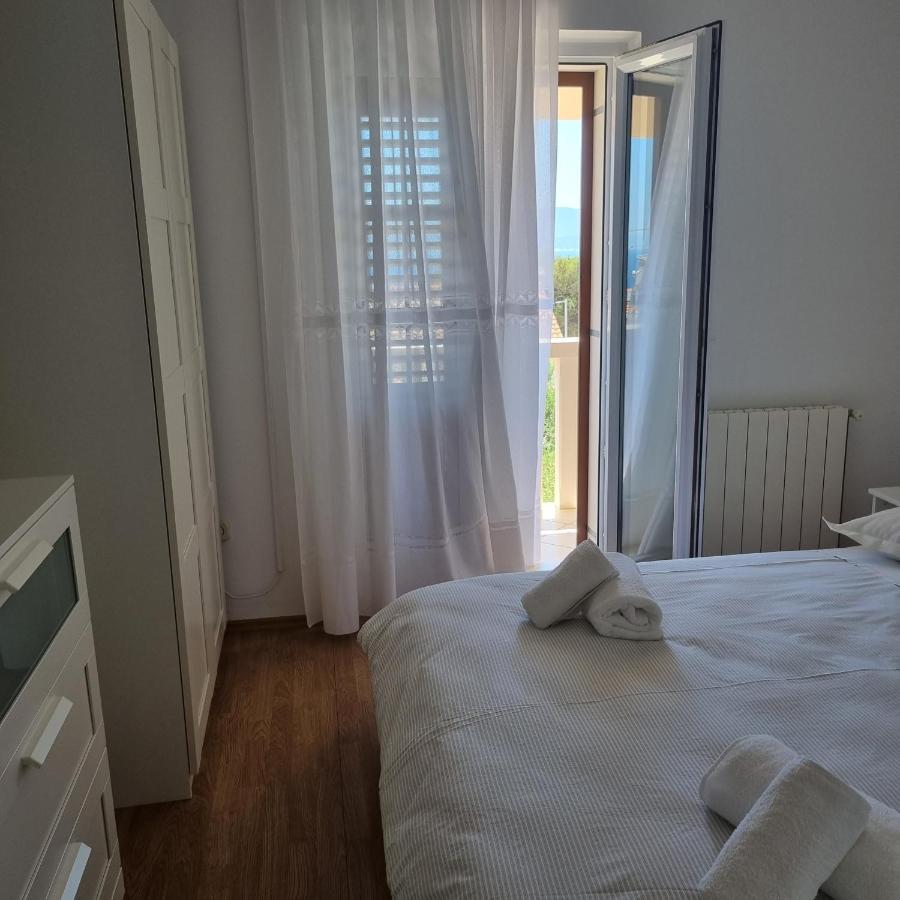 Villa Mila Bol Buitenkant foto