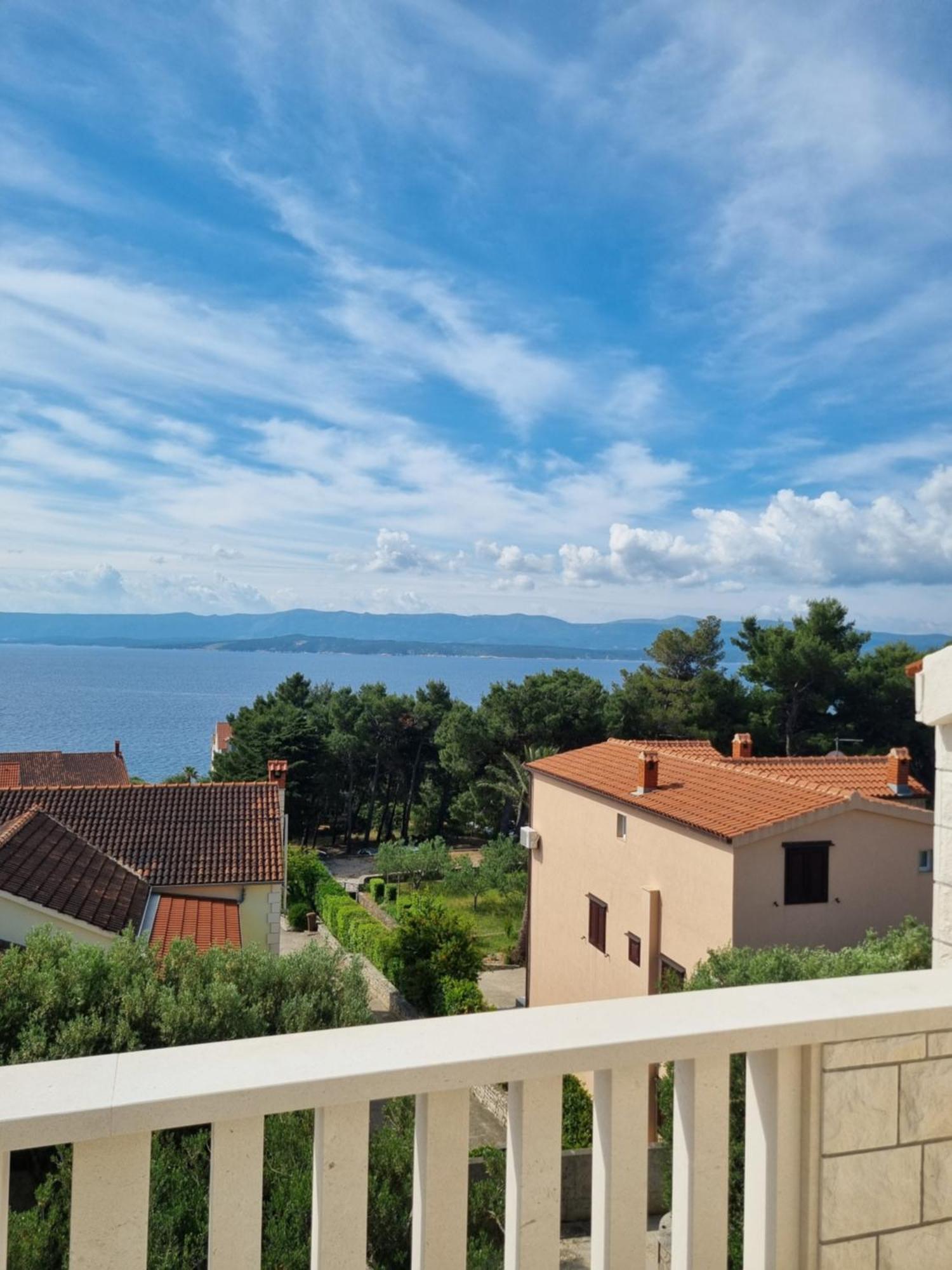 Villa Mila Bol Buitenkant foto