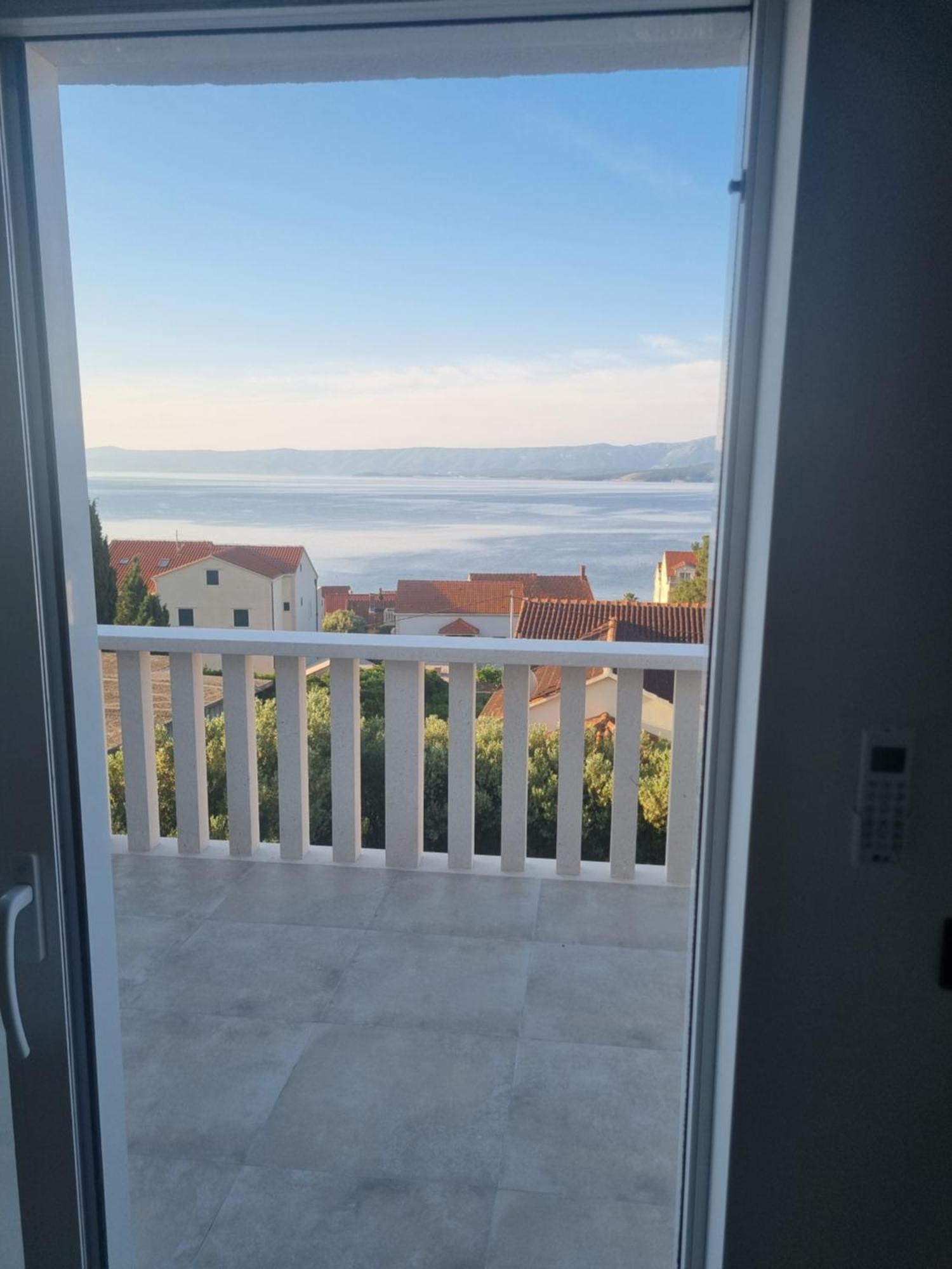 Villa Mila Bol Buitenkant foto