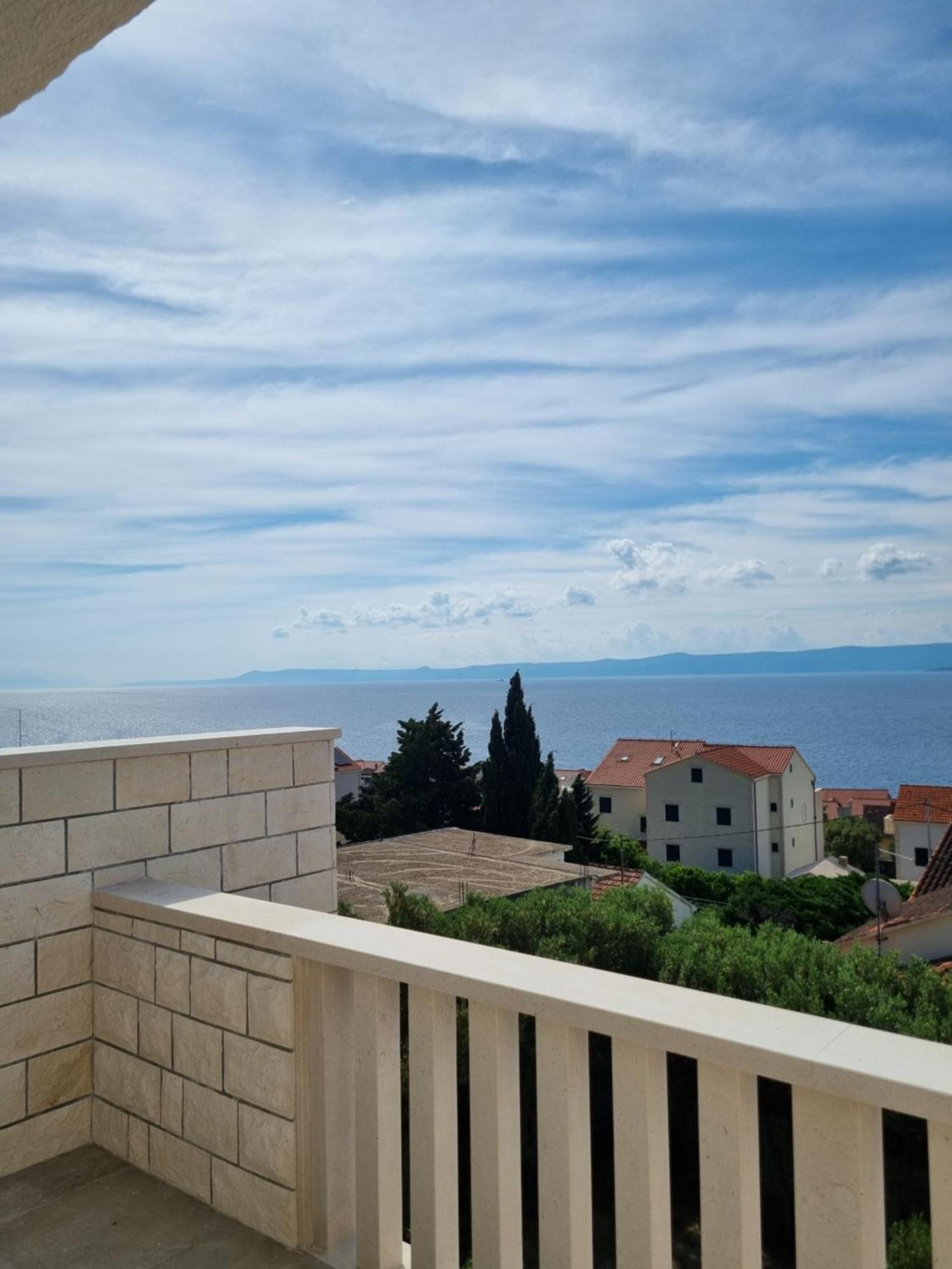 Villa Mila Bol Buitenkant foto