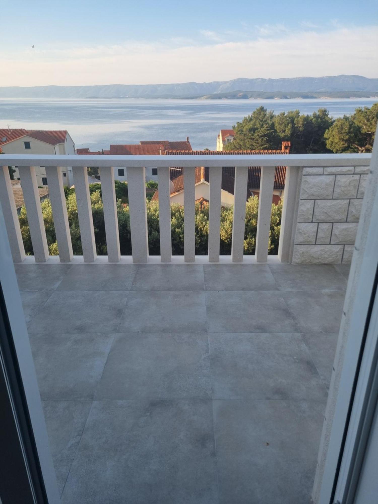 Villa Mila Bol Buitenkant foto